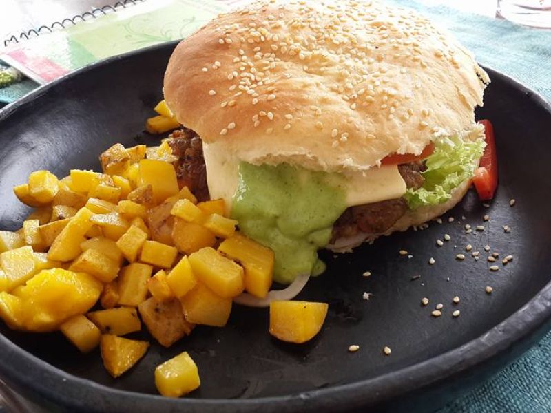 Tomate-restaurante-vegetariano-San-Agustin-Huila (8)